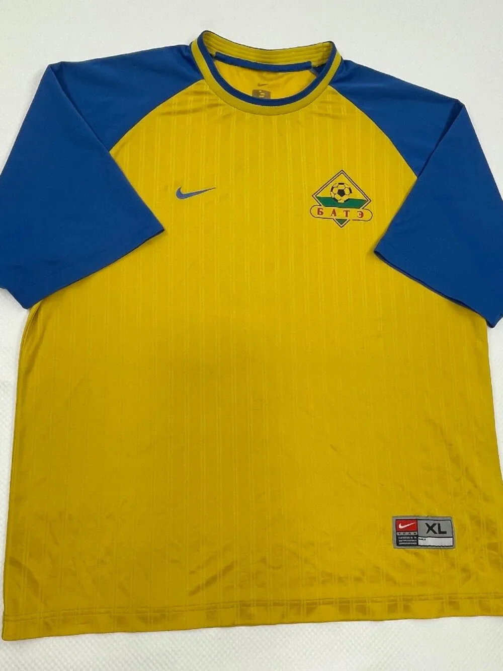 Vintage BATE Borisov Belarus Nike Yellow Blue Soccer Football Jersey Shirt XL
